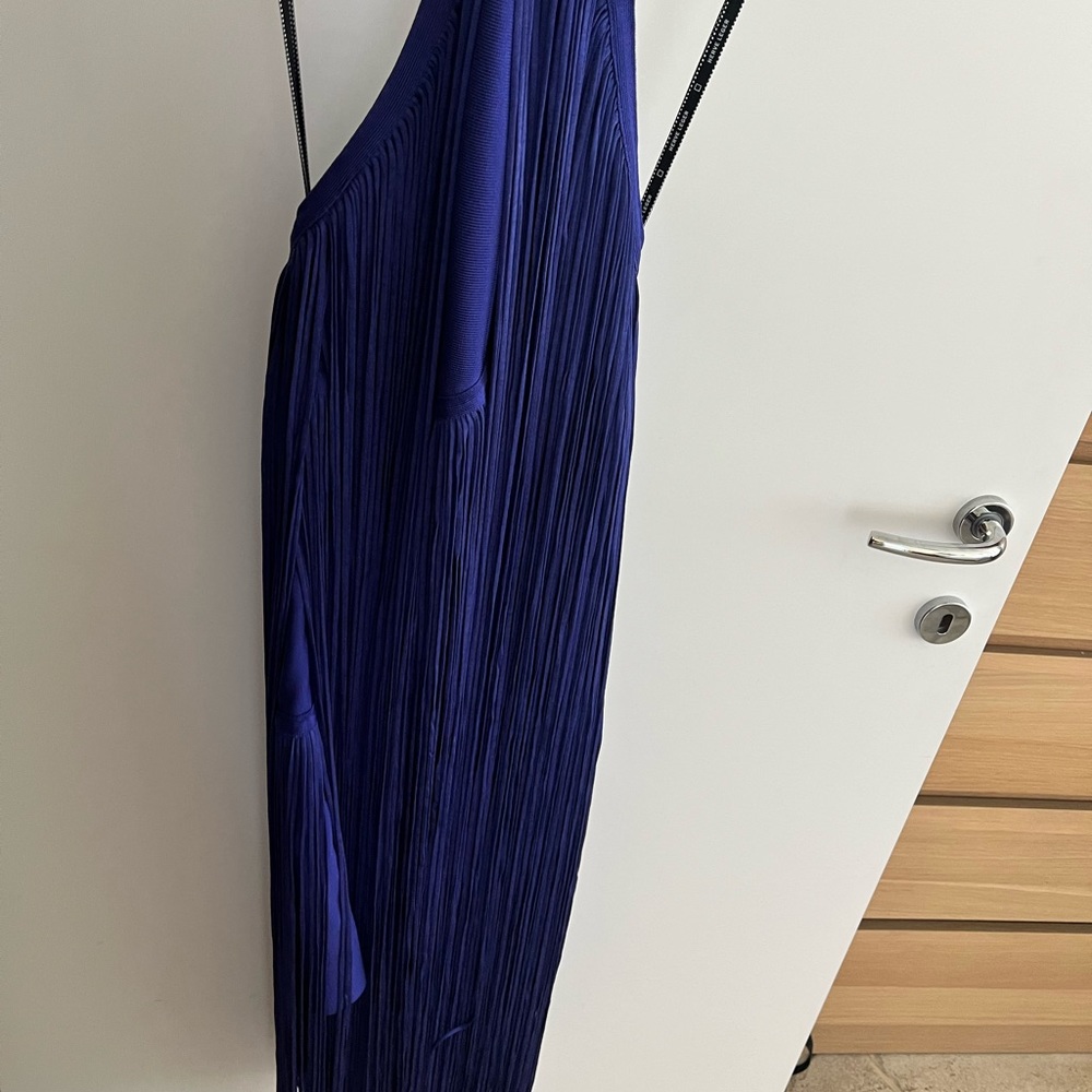 Herve Leger fringe dress size XS but runs like a S/M - Picture 7 of 9